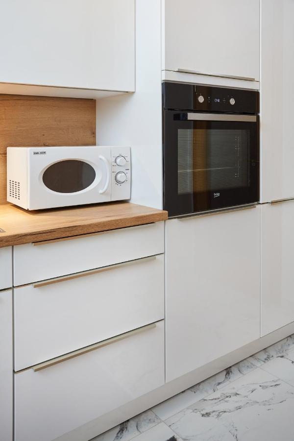 Spacious 2Bdr Apartment Near Business District زغرب المظهر الخارجي الصورة