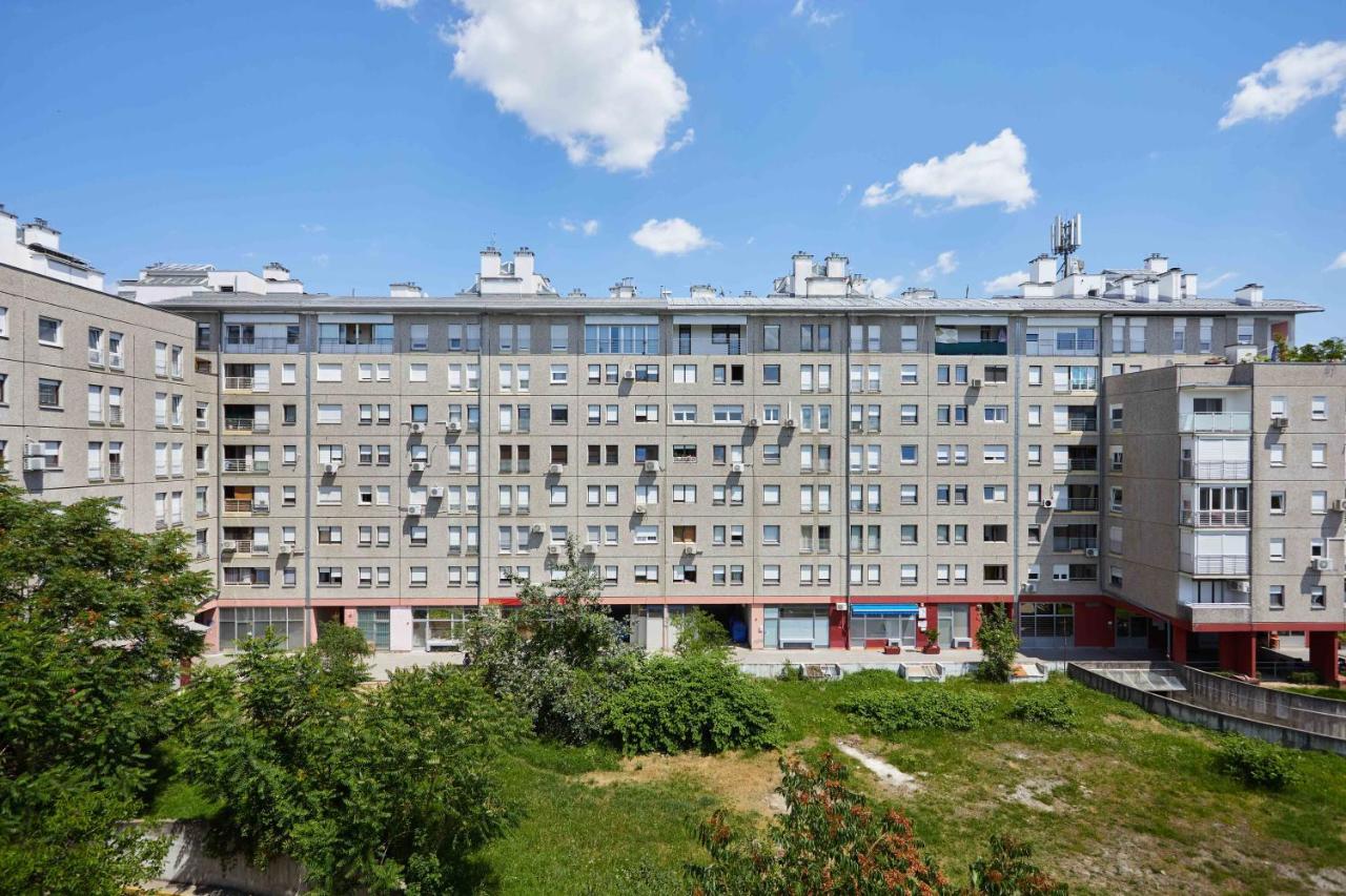 Spacious 2Bdr Apartment Near Business District زغرب المظهر الخارجي الصورة