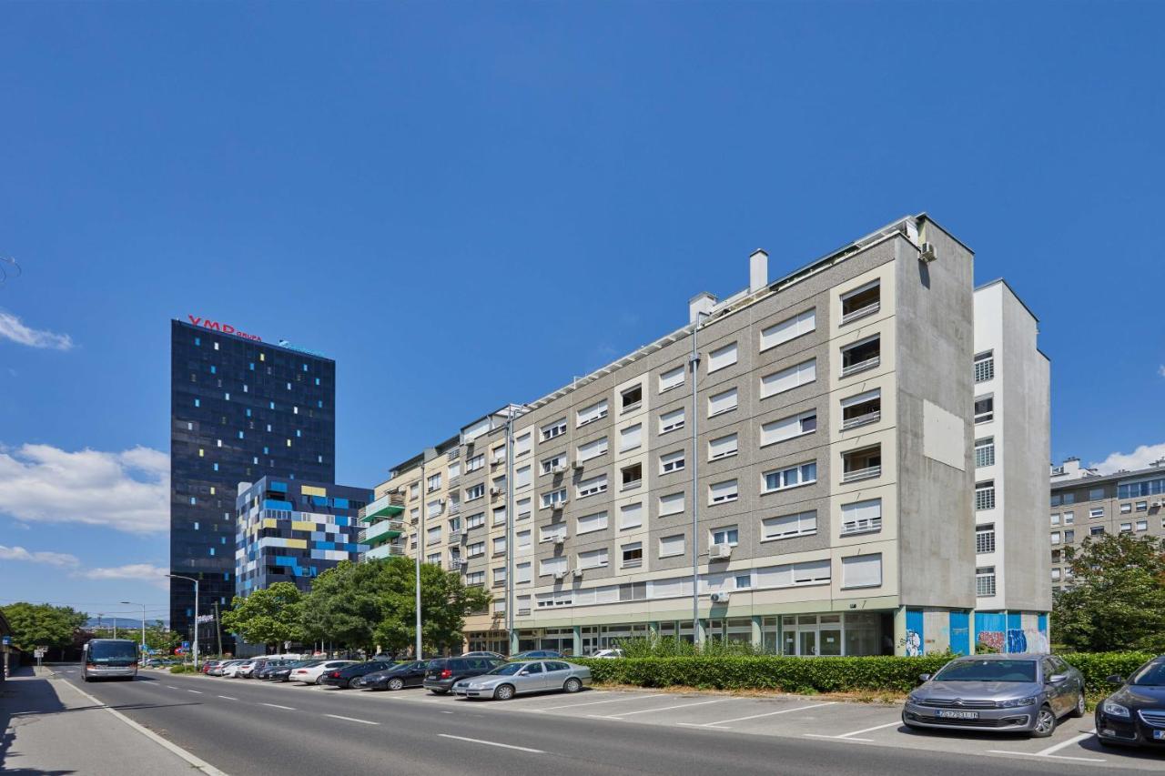 Spacious 2Bdr Apartment Near Business District زغرب المظهر الخارجي الصورة